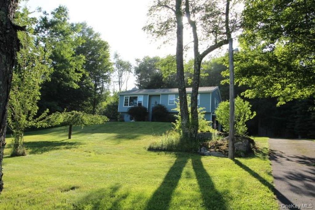 545 Stump Pond Road, Livingston Manor, NY 12758