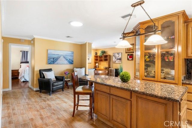 1421 Glengrove, Corona, CA 92882