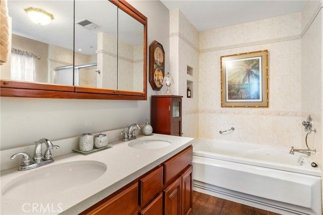 1421 Glengrove, Corona, CA 92882