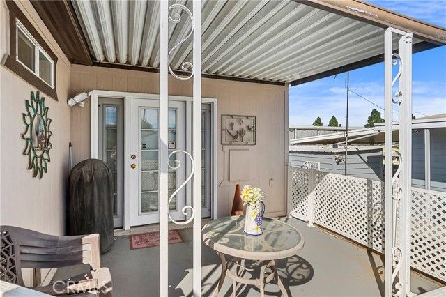 1421 Glengrove, Corona, CA 92882