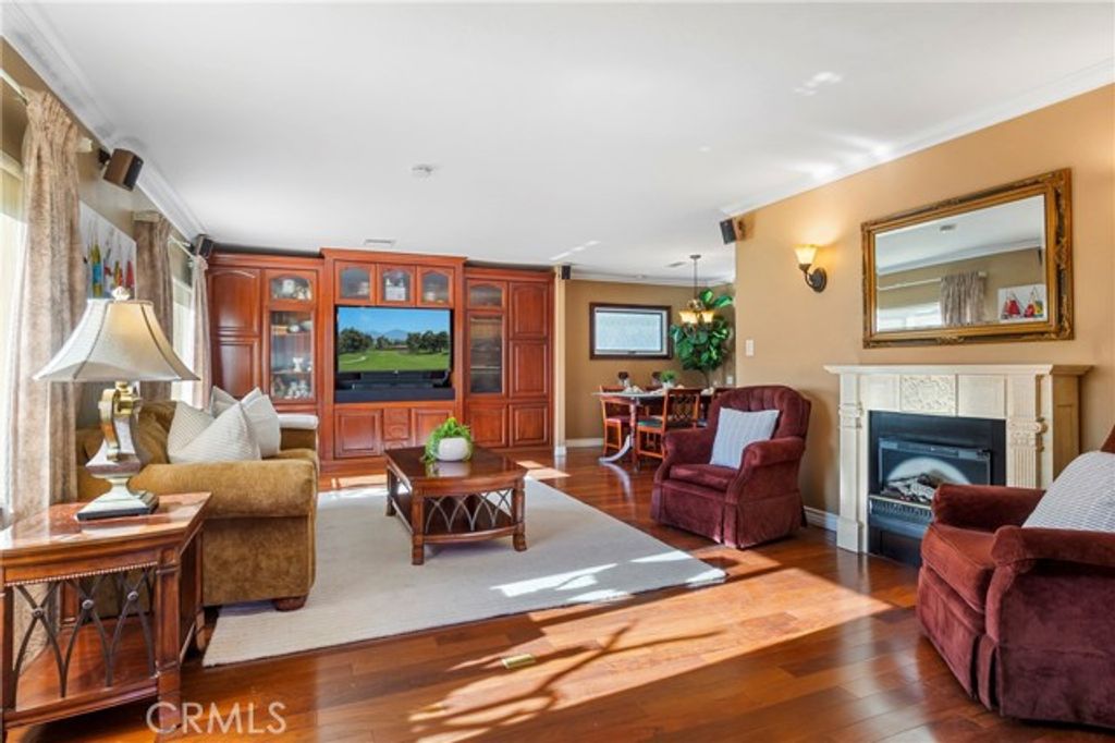 1421 Glengrove, Corona, CA 92882