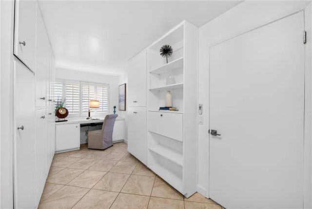 680 Via Zapata, Riverside, CA 92507