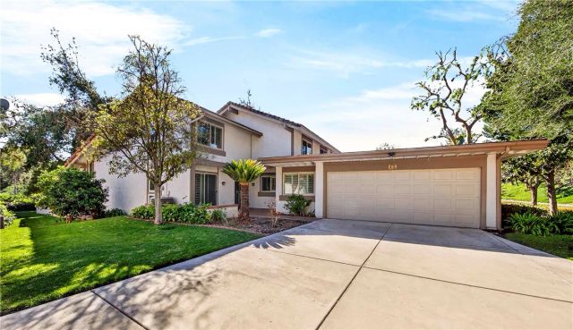 680 Via Zapata, Riverside, CA 92507