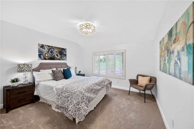 680 Via Zapata, Riverside, CA 92507