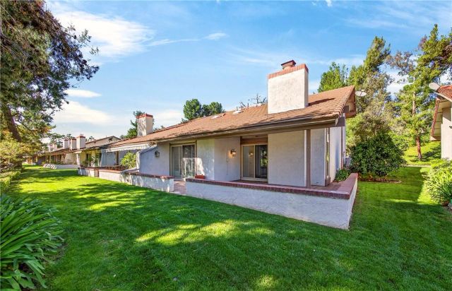 680 Via Zapata, Riverside, CA 92507