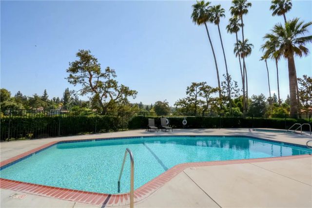 680 Via Zapata, Riverside, CA 92507