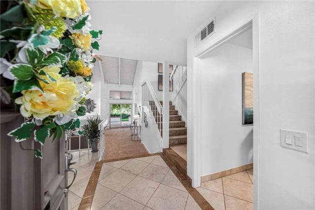 680 Via Zapata, Riverside, CA 92507