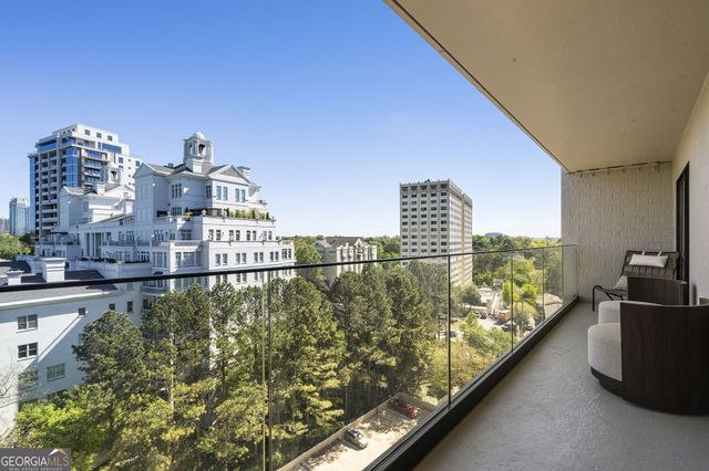 2460 Peachtree Road NE 1511, Atlanta, GA 30305