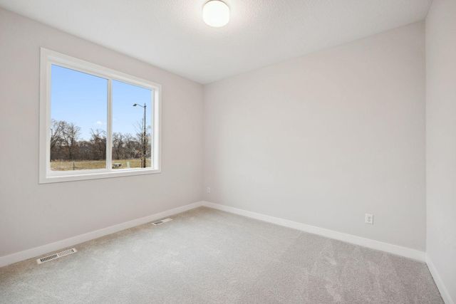 1339 Orchid Way, New Richmond, WI 54017