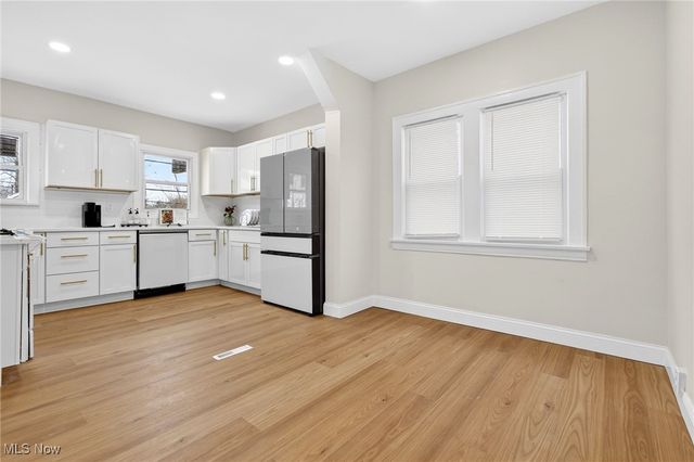 4004 E 154th Street, Cleveland, OH 44128