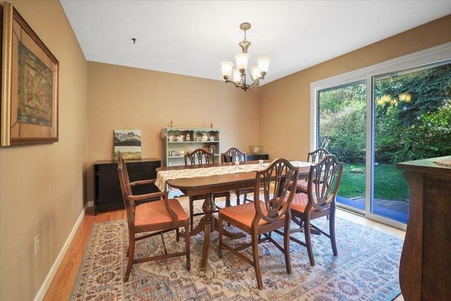 1523 W Ardmore Dr, Spokane, WA 99218