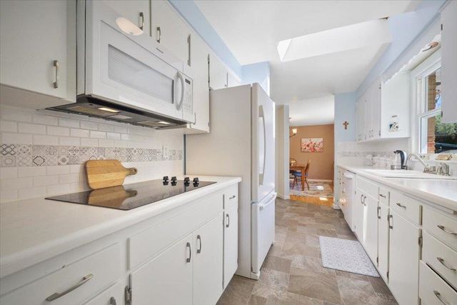 1523 W Ardmore Dr, Spokane, WA 99218