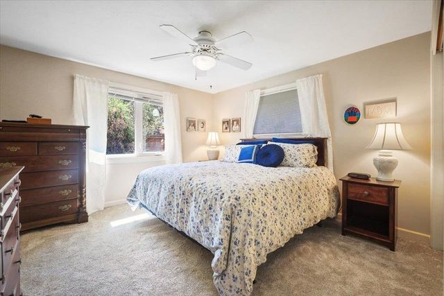 1523 W Ardmore Dr, Spokane, WA 99218