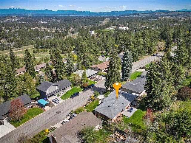 1523 W Ardmore Dr, Spokane, WA 99218