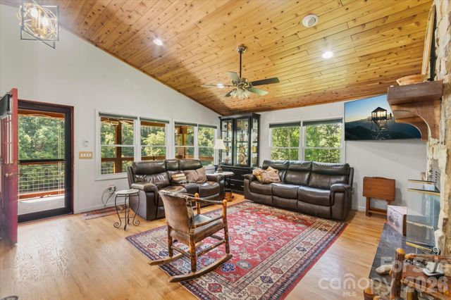 2533 Coopers Creek Road, Bryson City, NC 28713