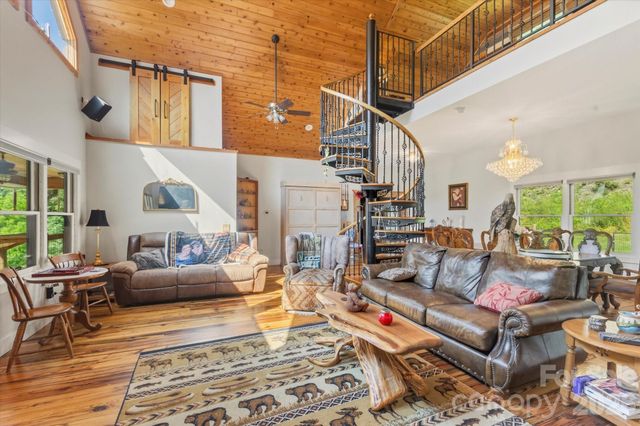 2533 Coopers Creek Road, Bryson City, NC 28713