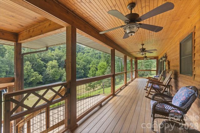 2533 Coopers Creek Road, Bryson City, NC 28713