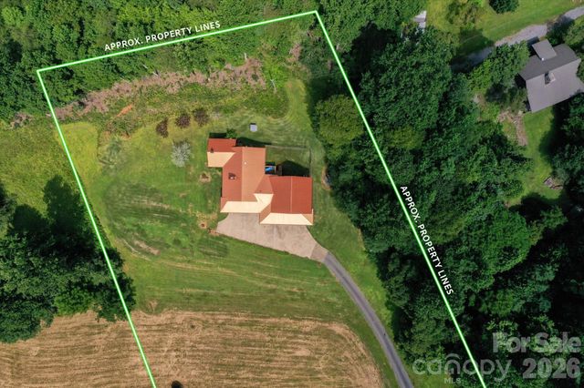 2533 Coopers Creek Road, Bryson City, NC 28713