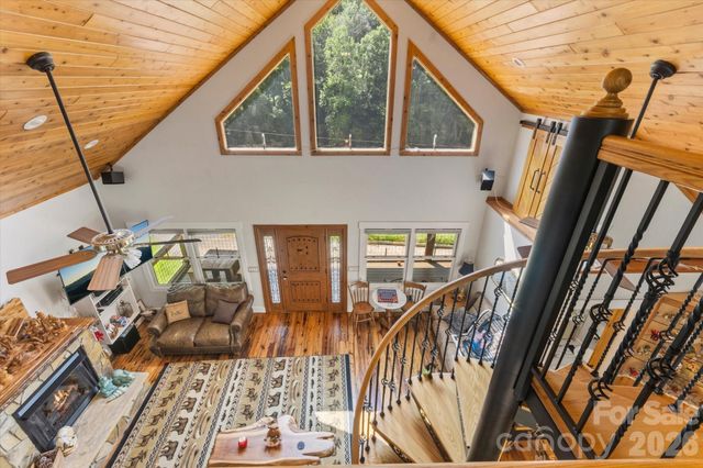 2533 Coopers Creek Road, Bryson City, NC 28713
