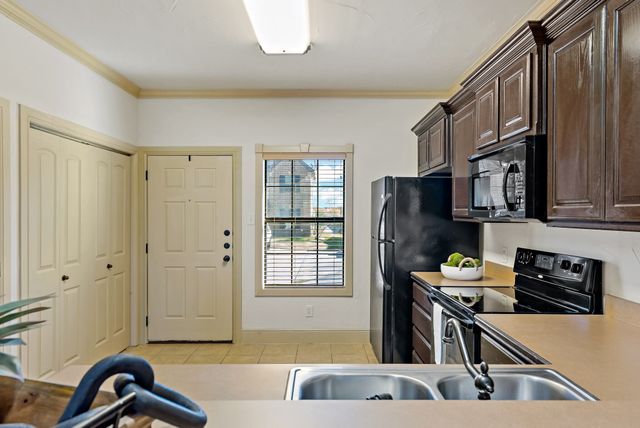 11118 Marion Road 105, Sanger, TX 76266