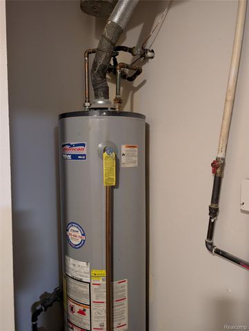 618 Linda Vista Drive, Pontiac, MI 48342