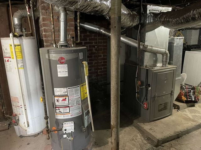 16-18 Alderman St., Springfield, MA 01108