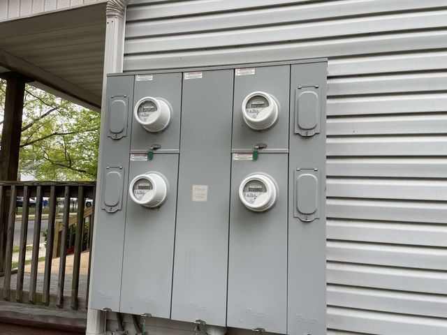 16-18 Alderman St., Springfield, MA 01108
