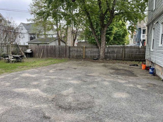 16-18 Alderman St., Springfield, MA 01108