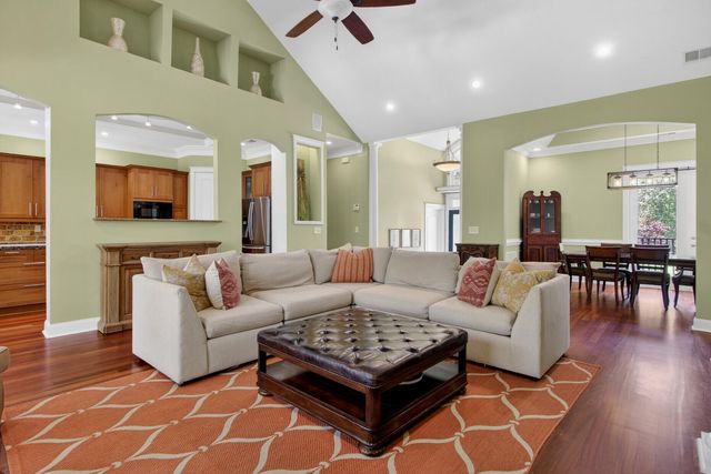 7246 Highway 165, Ravenel, SC 29470