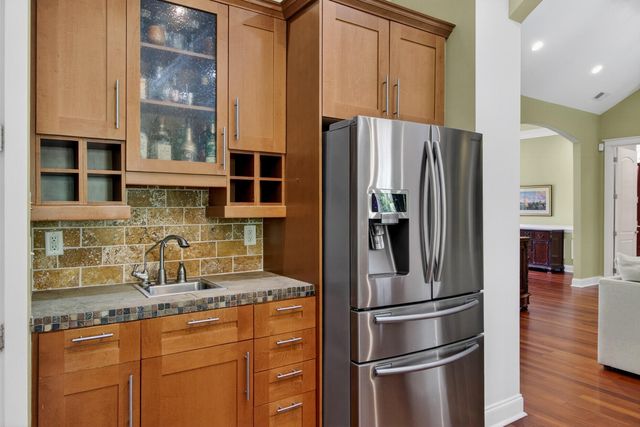 7246 Highway 165, Ravenel, SC 29470