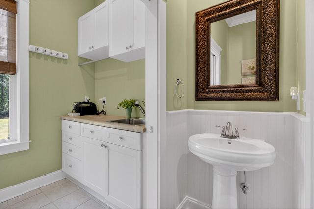 7246 Highway 165, Ravenel, SC 29470