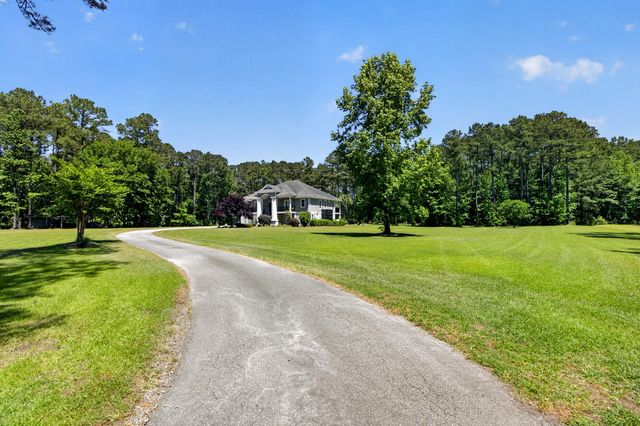 7246 Highway 165, Ravenel, SC 29470