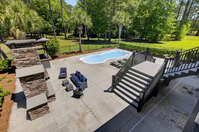 7246 Highway 165, Ravenel, SC 29470
