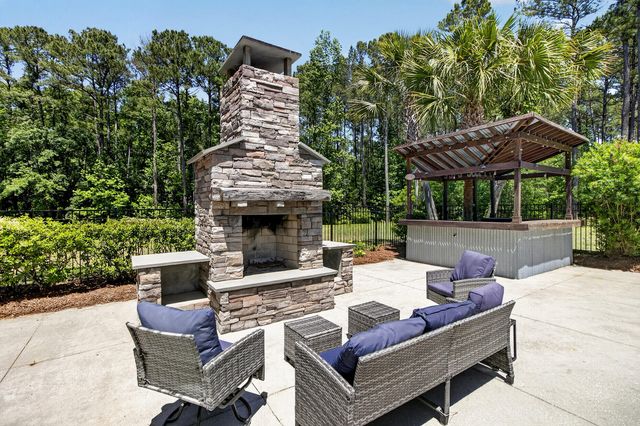 7246 Highway 165, Ravenel, SC 29470