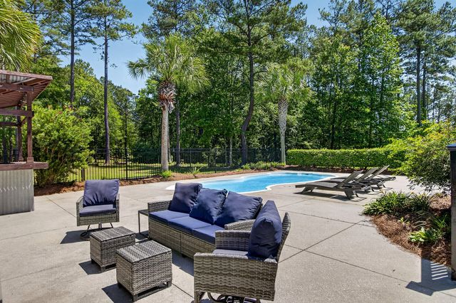 7246 Highway 165, Ravenel, SC 29470