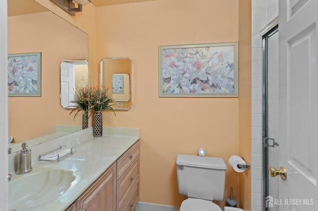 14 Thomas Paine Drive, Monroe, NJ 08831