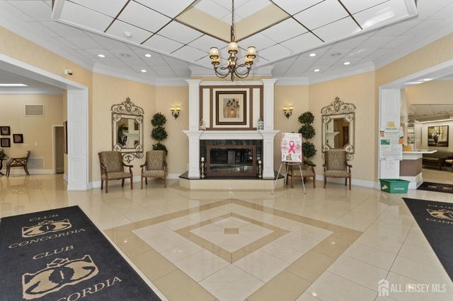 14 Thomas Paine Drive, Monroe, NJ 08831