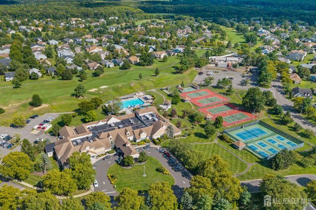 14 Thomas Paine Drive, Monroe, NJ 08831