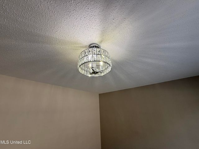 1711 Seacliffe Drive, Gautier, MS 39553