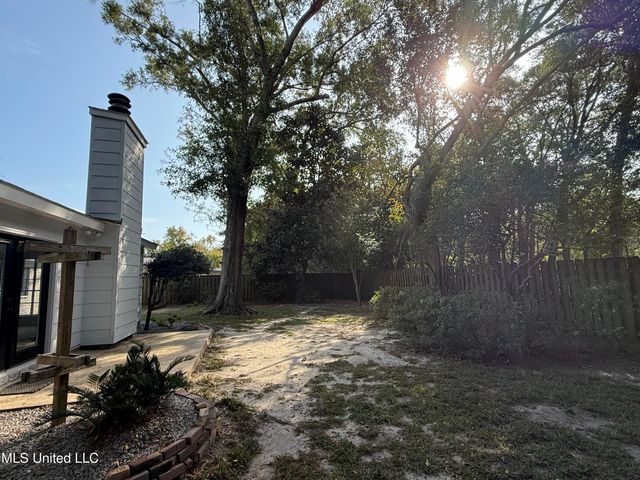 1711 Seacliffe Drive, Gautier, MS 39553