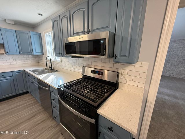 1711 Seacliffe Drive, Gautier, MS 39553