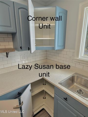 1711 Seacliffe Drive, Gautier, MS 39553