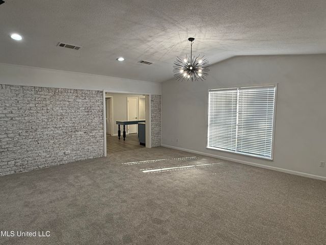 1711 Seacliffe Drive, Gautier, MS 39553