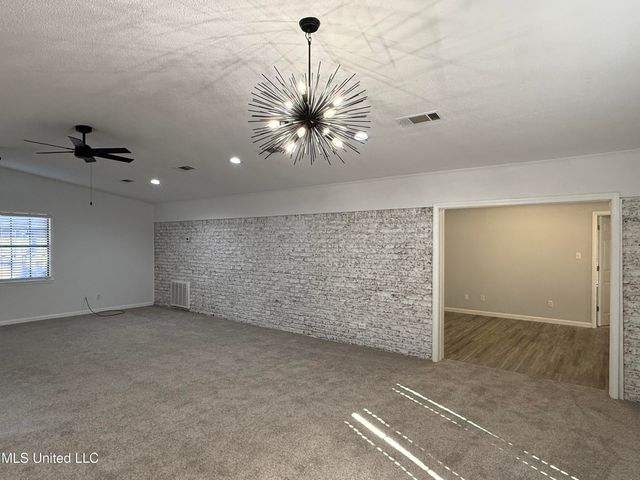 1711 Seacliffe Drive, Gautier, MS 39553