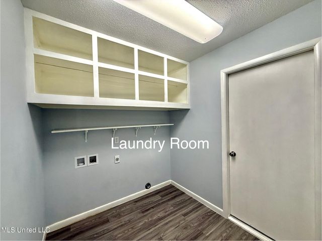 1711 Seacliffe Drive, Gautier, MS 39553