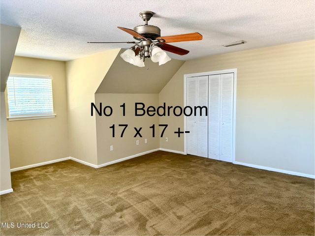 1711 Seacliffe Drive, Gautier, MS 39553