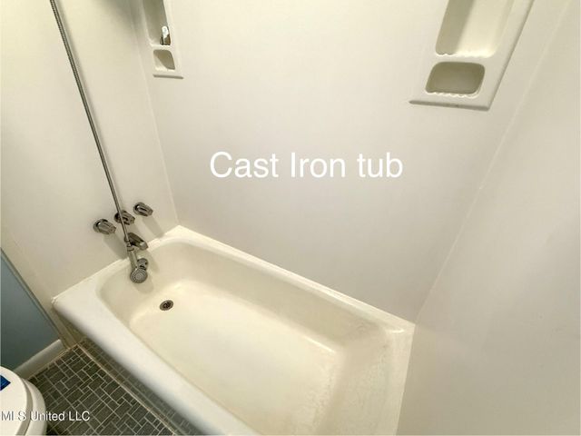 1711 Seacliffe Drive, Gautier, MS 39553