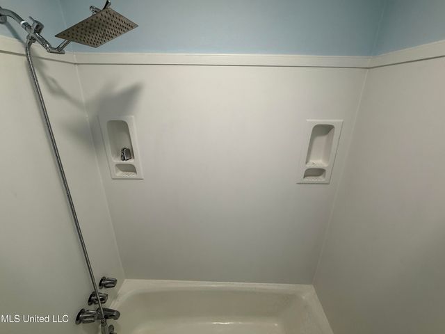 1711 Seacliffe Drive, Gautier, MS 39553