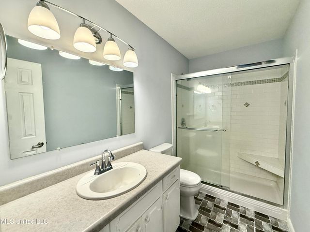 1711 Seacliffe Drive, Gautier, MS 39553