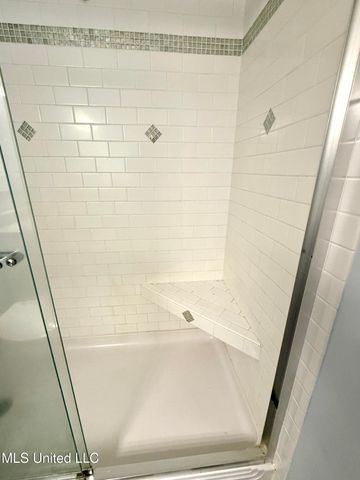 1711 Seacliffe Drive, Gautier, MS 39553